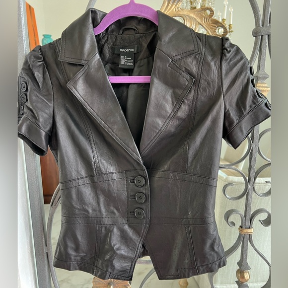 Arden B Black Leather Jacket - Picture 1 of 10